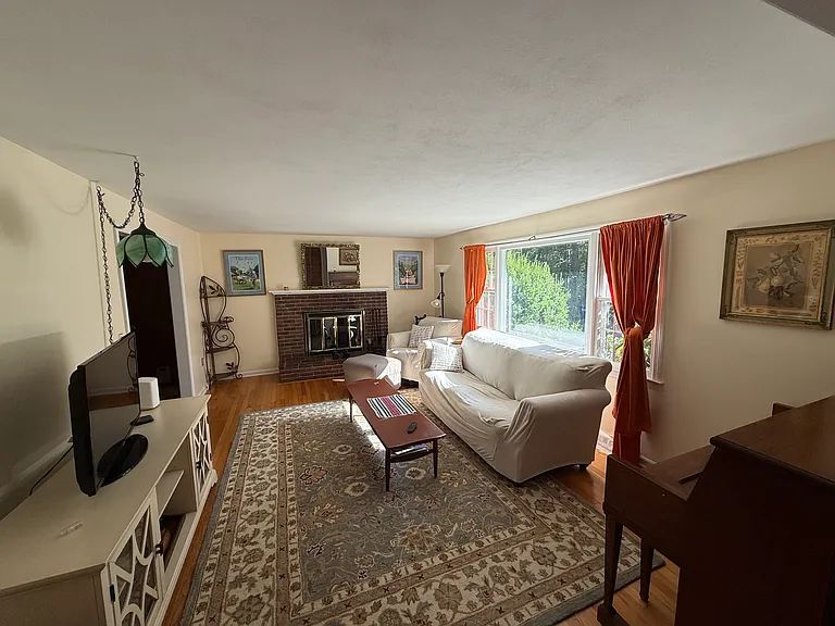 475 Saw Mill Rd — Photo 19