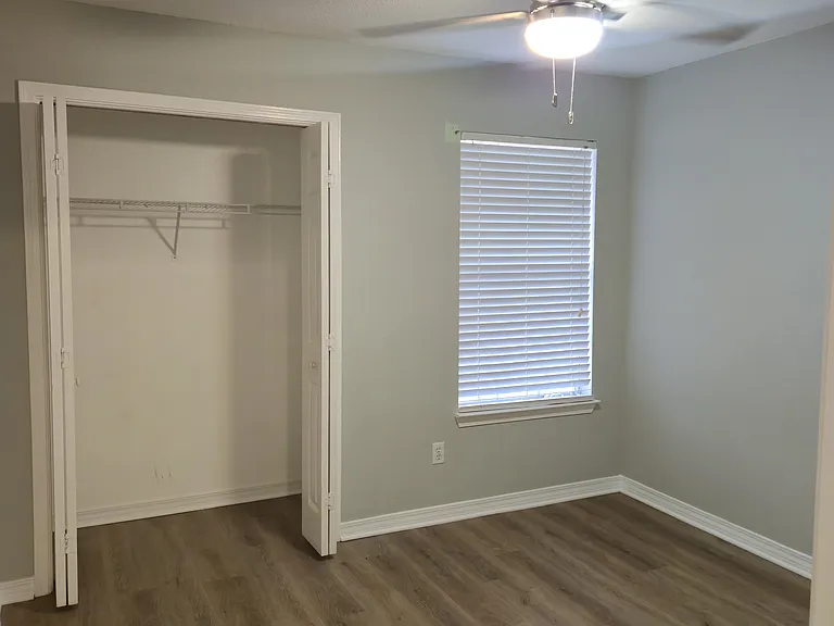 1917 Heartland Dr — Photo 7