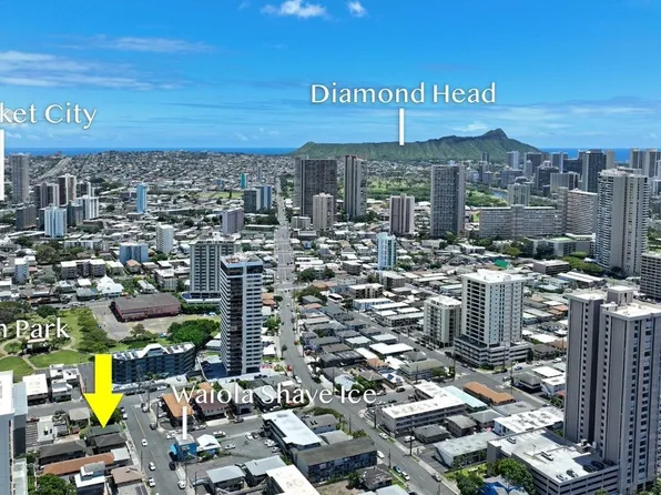 2202 Waiola St, Honolulu, HI 96826