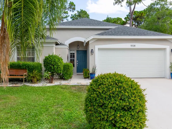 15128 Oak Chase Court, Wellington, FL 33414