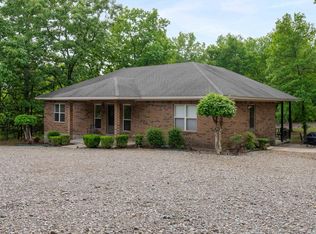 60 Highland Rd, Tumbling Shoals, AR 72581