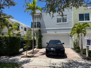 2515 NE 18th St, Fort Lauderdale, FL 33305