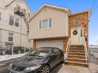 58 Hinsdale Pl, Newark, NJ 07104