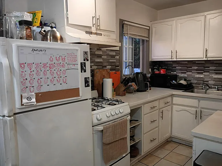 S Sycamore Ave — Photo 4