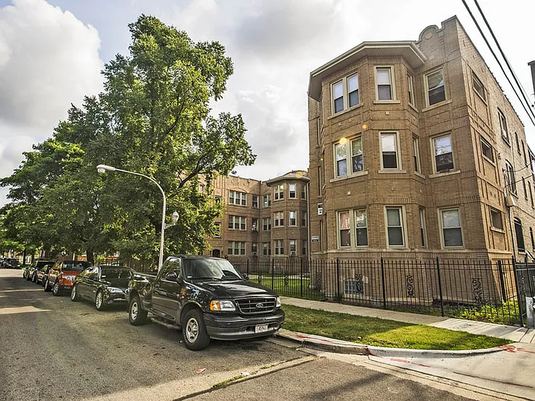 647 N Mayfield — Photo 14