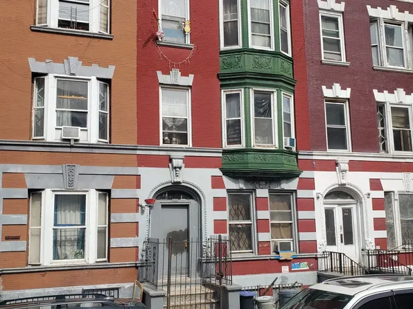 253 Mount Hope Pl, Bronx, NY 10457