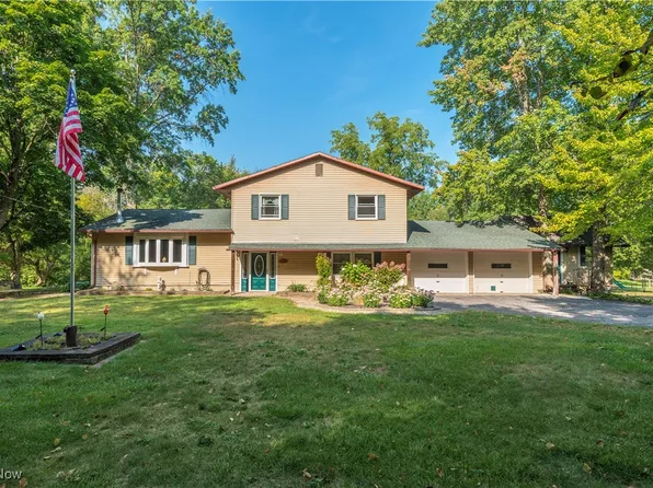 1820 Claus Rd, Vermilion, OH 44089