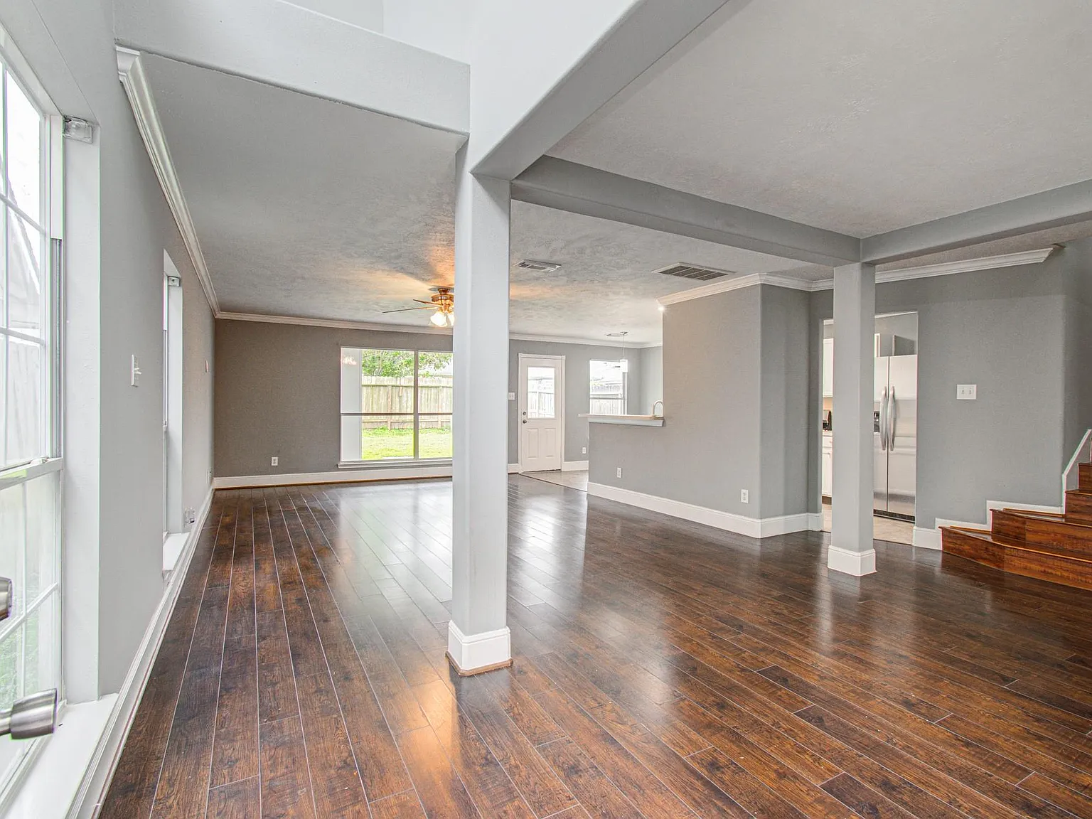 4 bed, 2.5 bath, 2098 sqft, $2,000 — Photo 4