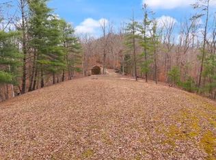 6112 Winchester Rd, Irvine, KY 40336