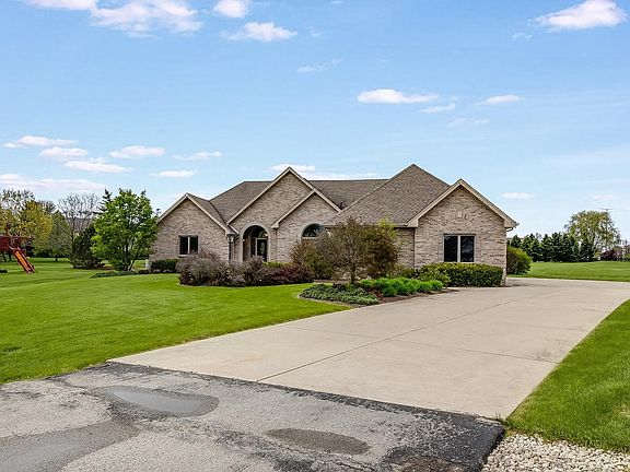 6325 10th Pl Kenosha WI 53144-large-018-