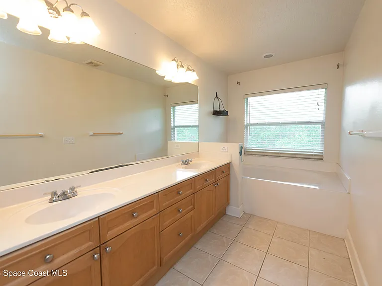 180 Portside Ave #201 — Photo 18