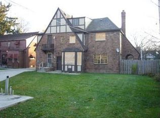 16045 Warwick St, Detroit, MI 48223