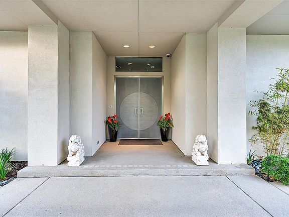 4th image of 6208 Indian Creek Dr
