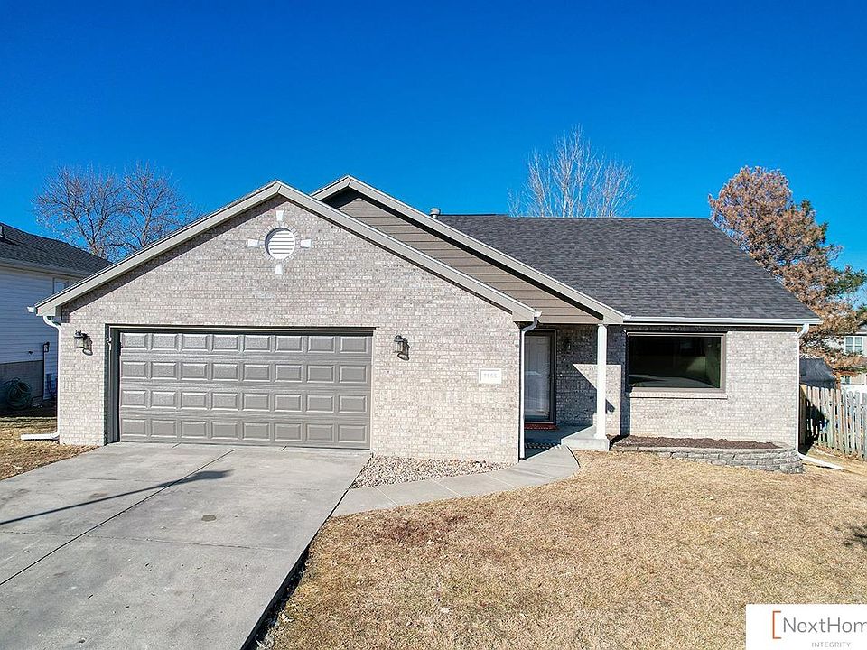 1st image of 7655 Brummond Dr
