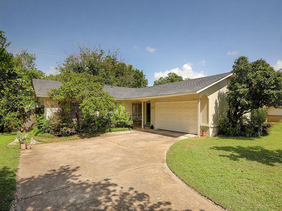 1st image of 8208 Stillwood Ln