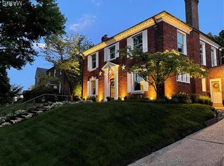 7214 Northmoor Dr, Saint Louis, MO 63105