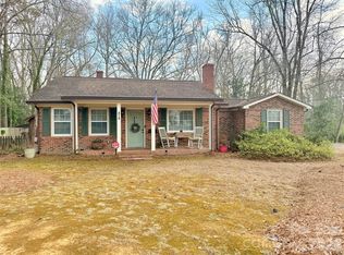318 Gillsbrook Rd, Lancaster, SC 29720
