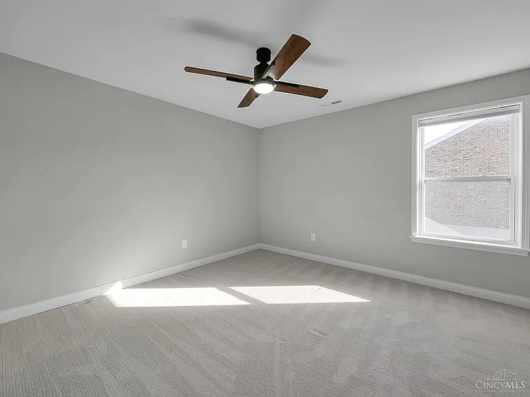 5874 Spinney Ct — Photo 39