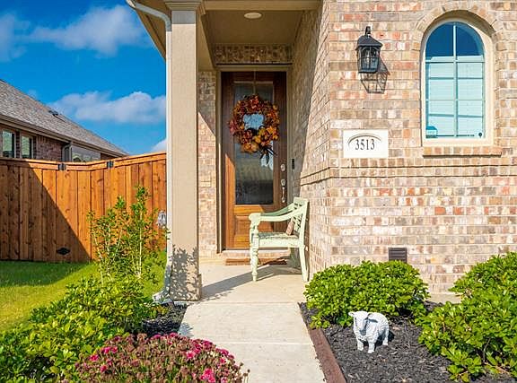 3rd image of 3513 Juniper Dr