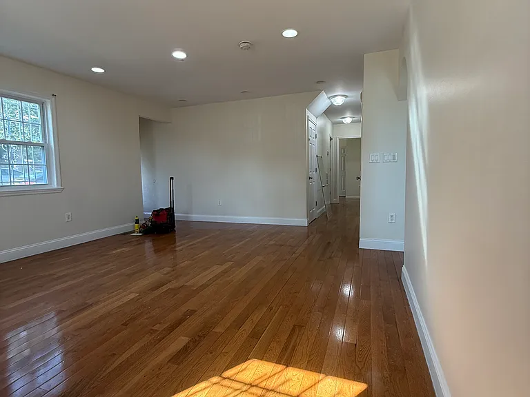 19710 Foothill Ave #1 — Photo 3