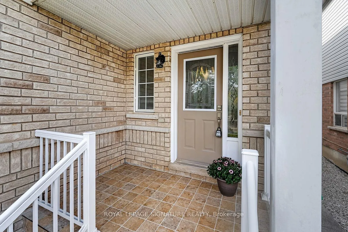 3 bed, $3,200 — Photo 3