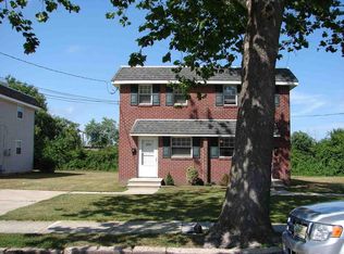 228 W Ridgewood Ave, Pleasantville, NJ 08232