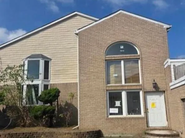 47 Monroe Street, Inwood, NY 11096