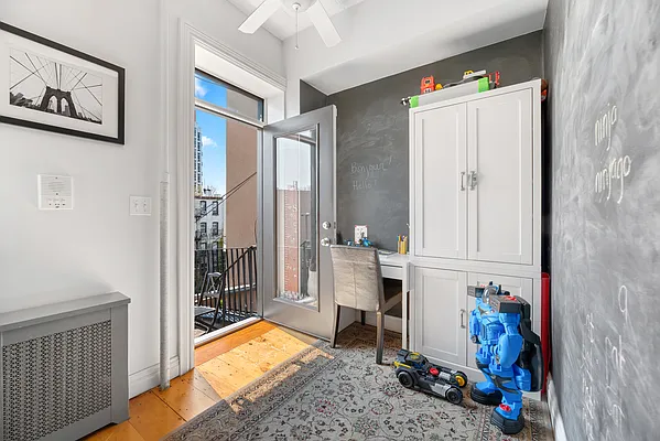 Rented by Compass | media 4