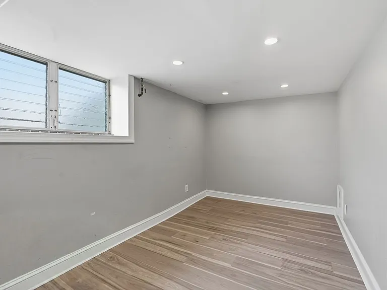 6623 Tabor Ave — Photo 9