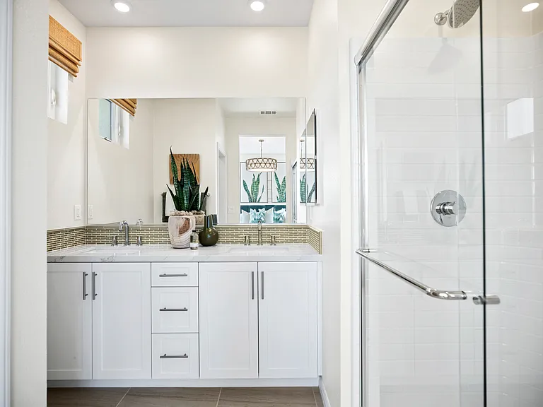 11456 Artesia Blvd — Photo 10