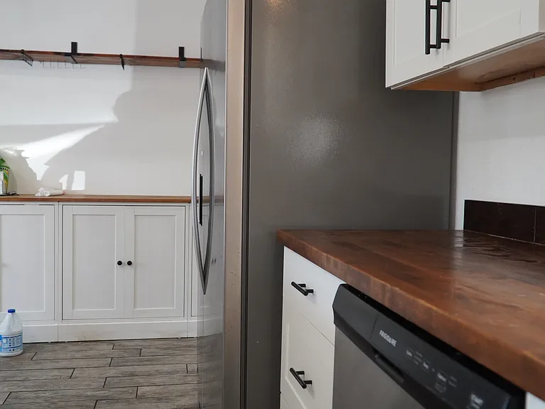 4111 W Montgomery Ter — Photo 7