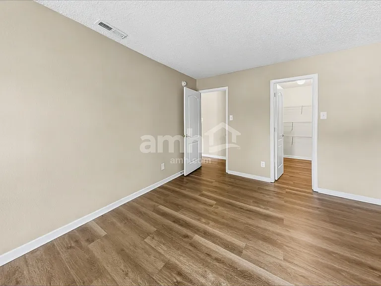 14249 Country Breeze Ln — Photo 19