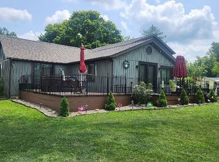 1064 S Bause Lake Dr W, Cromwell, IN