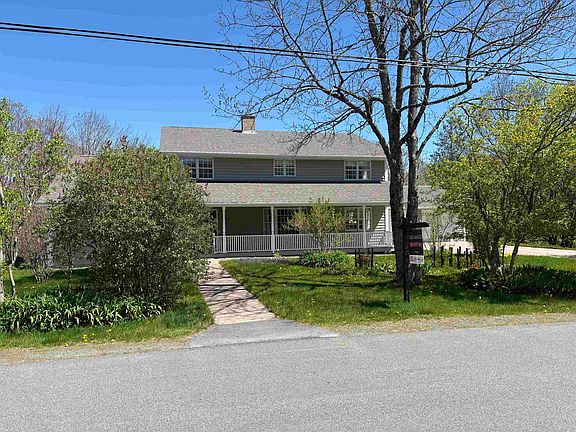 3rd image of 93 Fraser Rd