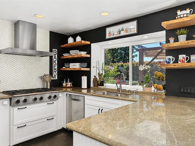 25732 Weston Dr — Photo 13