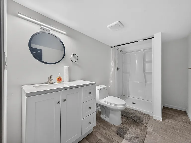 1705 E Granet Ave — Photo 30