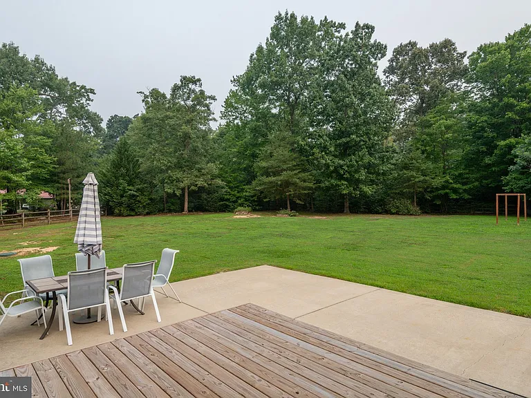 45170 Settlers Ln — Photo 35