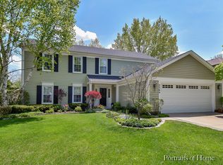 2364 Richmond Dr, Wheaton, IL 60189