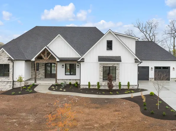 114 Longridge Dr, Nicholasville, KY 40356