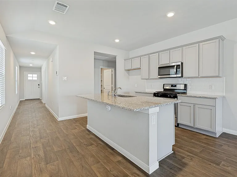 195 Coralbean Dr — Photo 8