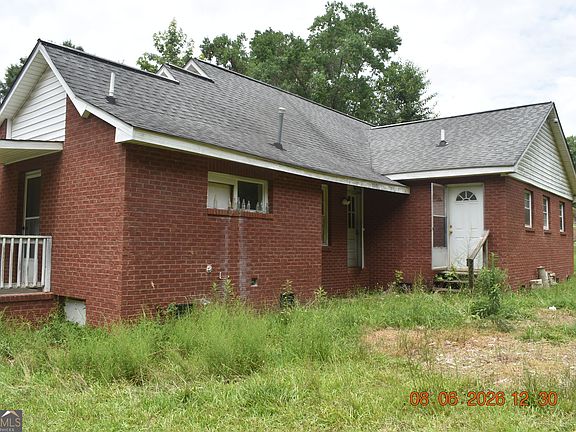 3rd image of 4830 Wilson Rd