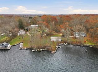 507R Stafford Rd, Tiverton, RI 02878