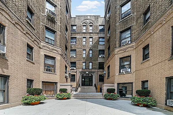 1st image of 35 Thayer St APT 5J