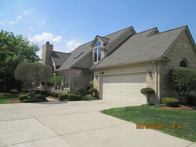 16906 Sandstone Cir, Macomb, MI, 48042