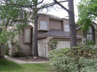 8827 Vinkins Rd, Houston, TX 77071