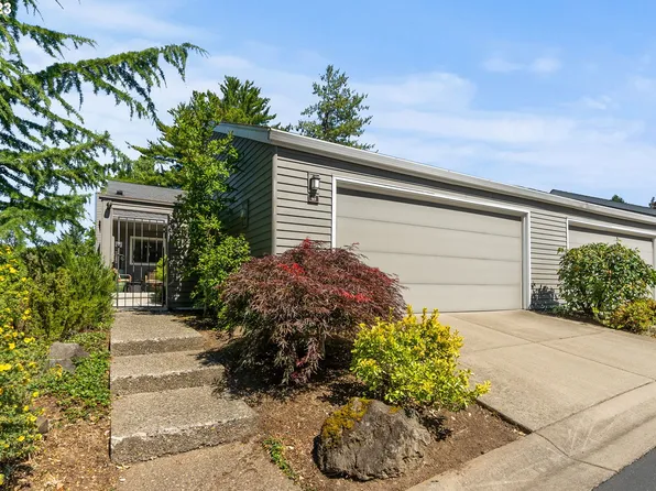 65 Greenridge Ct, Lake Oswego, OR 97035