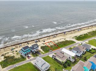 2790 Tradewind Ln, Crystal Beach, TX 77650