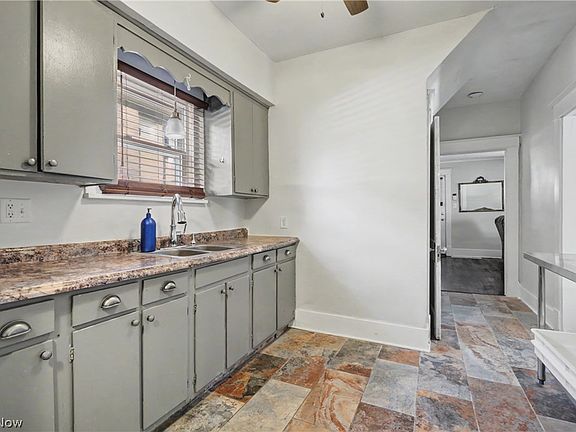 4th image of 4144 Helena Ave