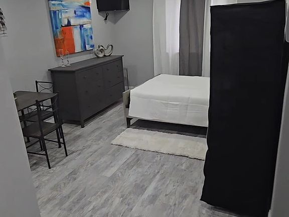 3rd image of 405 Poinciana Cir