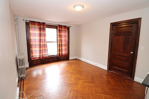 2nd image of 122 Milton St #2FT